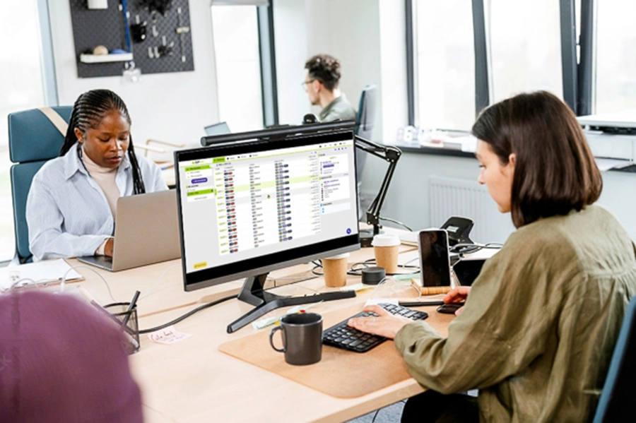 Borsa Noli B2PWeb Italia per la ricerca di camion e vettori per spedizionieri